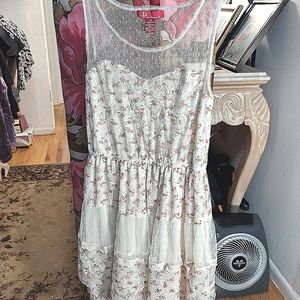 Ultra Pink, M sized, Lace pull over dress, floral pattern, lace construction